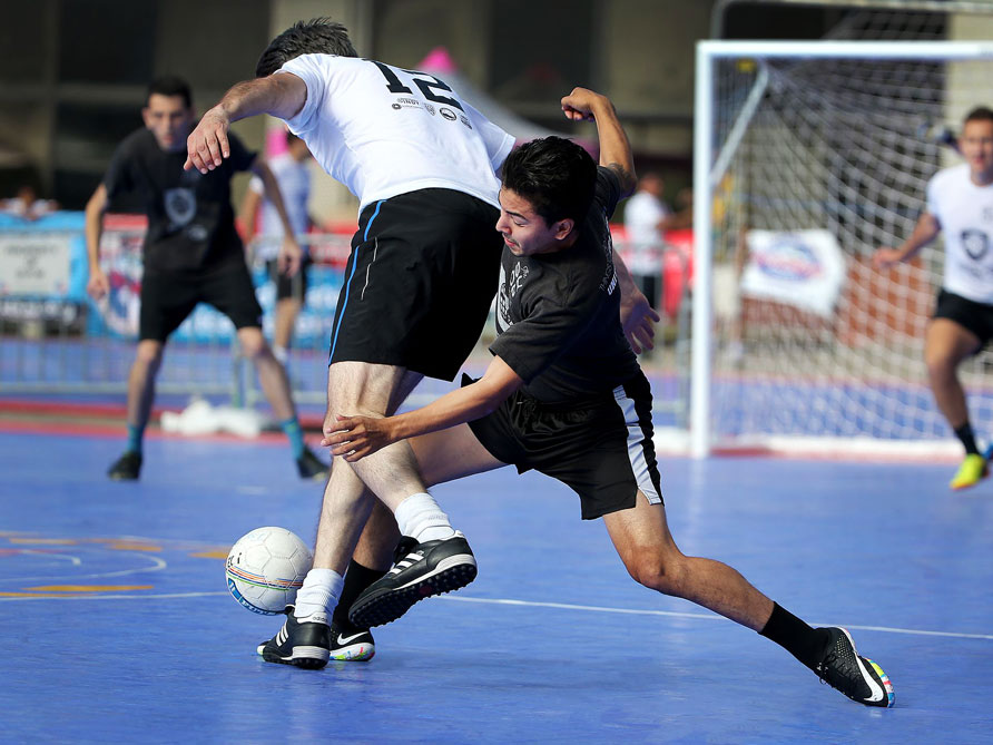 US Futsal players in action