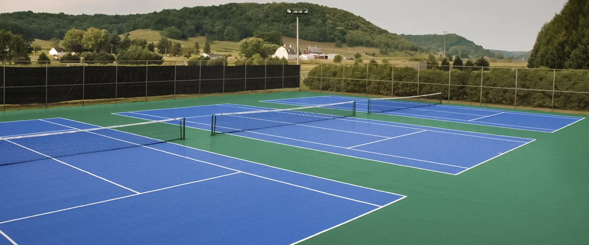 Outdoor tennis facility